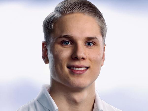 a person in a white shirt