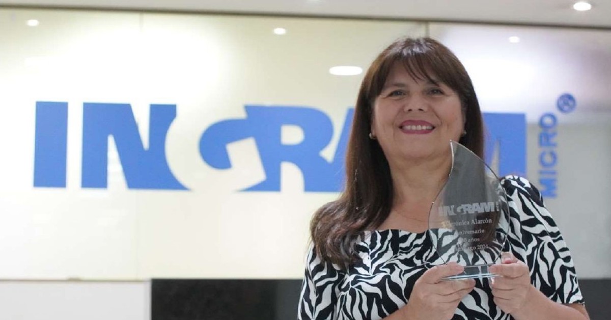 Celebrating 30 years at Ingram Micro: A journey of Learning and Growth | 英迈